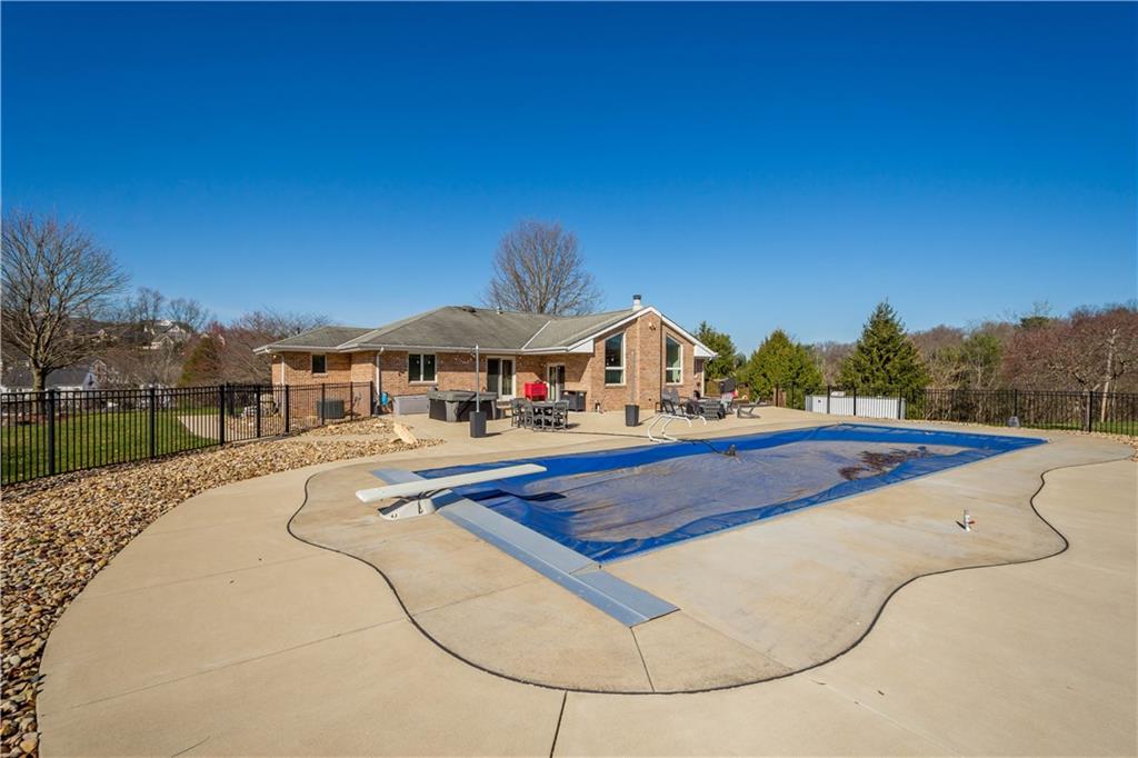 641 Waterdam Road Canonsburg, PA 15317 - Photo 7 of 45 Gallery Image 7