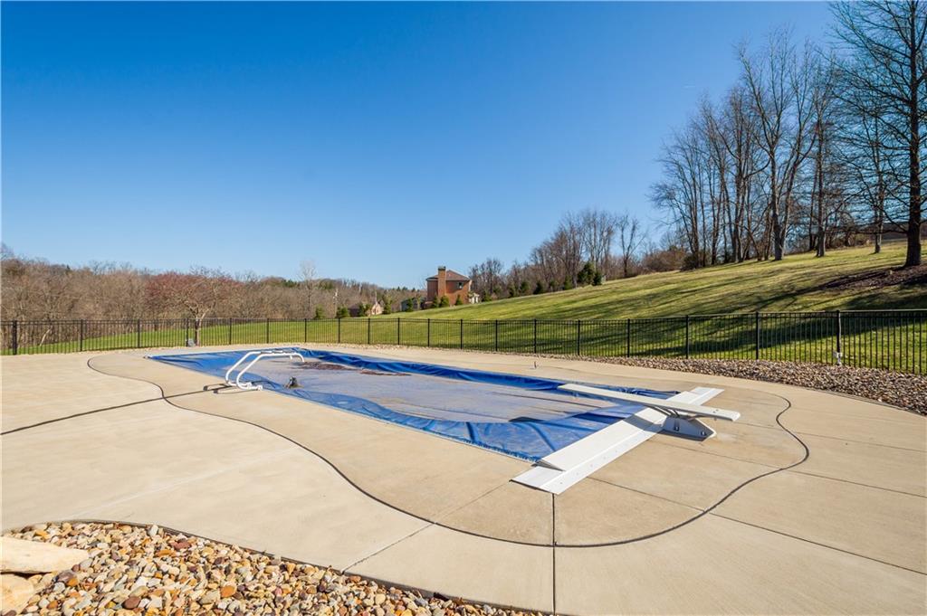 641 Waterdam Road Canonsburg, PA 15317 - Photo 8 of 45 Gallery Image 8