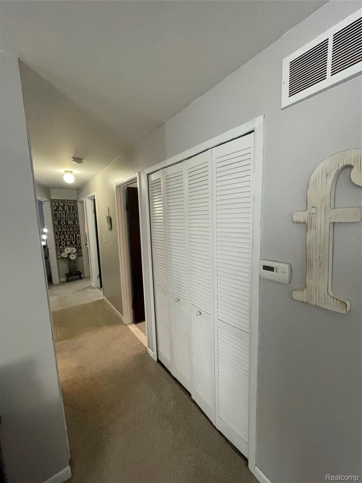 15344 Colbert Street Romulus, MI 48174 - Photo 11 of 48 IMG_0710 - Copy.JPG