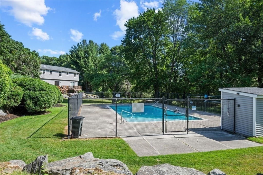 270 Sunderland Road, Unit 65 Worcester, MA 01604 - Photo 32 of 38