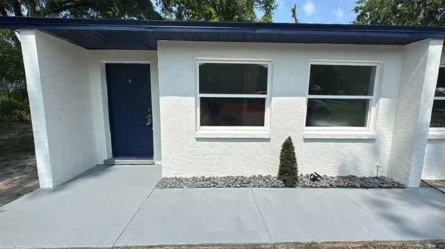 a side view of a house