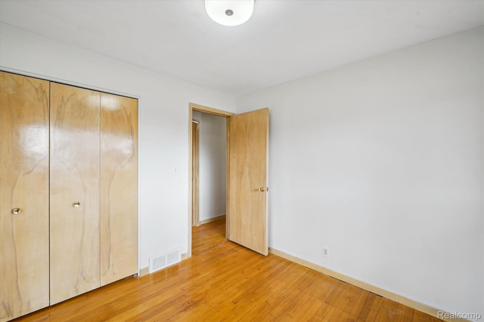 120 West Hamlin Road Rochester, MI 48307 - Photo 21 of 40 Gallery Image 21