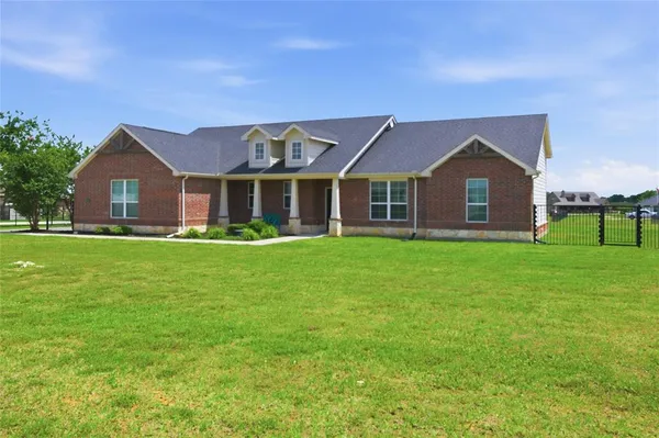 $460,000 | 6343 Rustic Edge Street, Godley, TX 76044