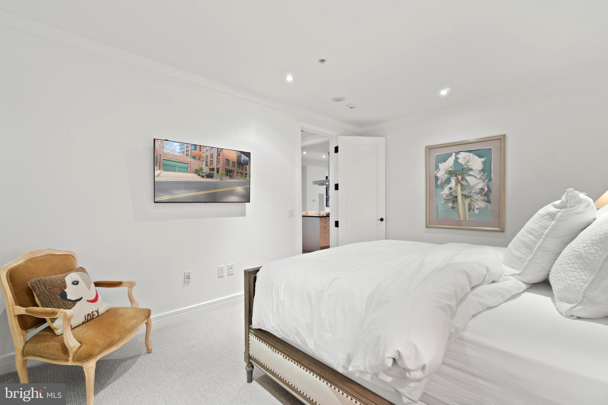 3303 Water Street Northwest, Unit 4O Washington, DC 20007 - Photo 27 of 44 Gallery Image 27