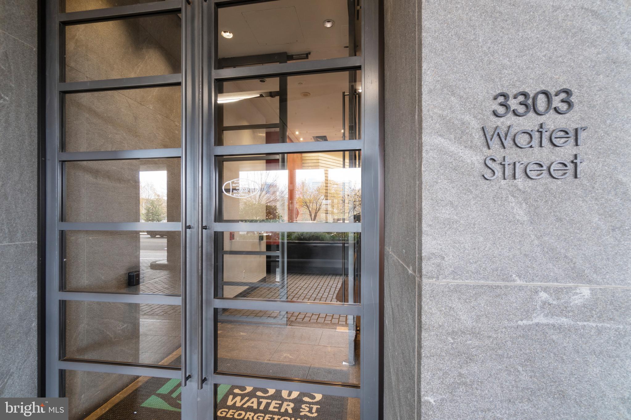 3303 Water Street Northwest, Unit 4O Washington, DC 20007 - Photo 3 of 44 Gallery Image 3