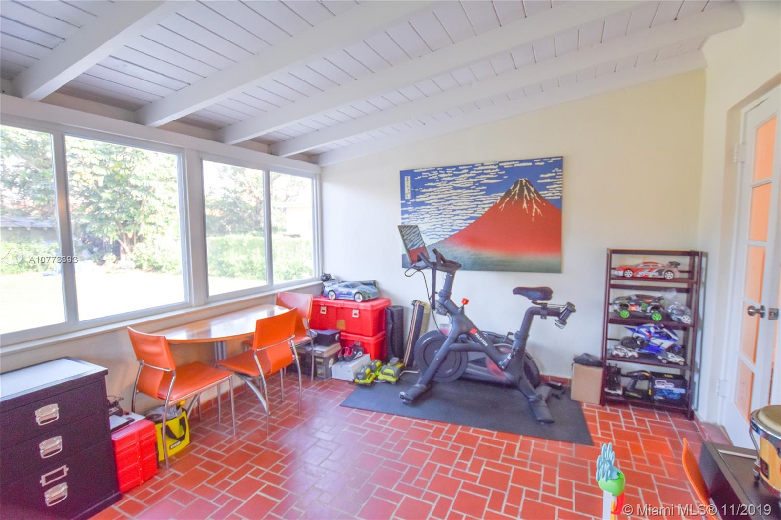 351 Southwest 29th Road Miami, FL 33129 - Photo 13 of 17