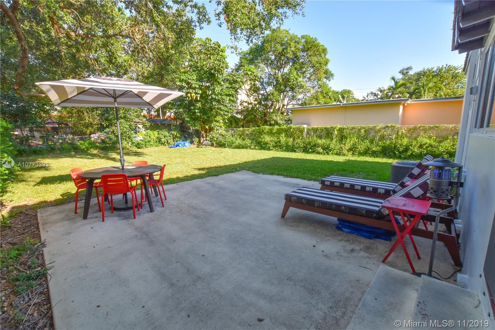 351 Southwest 29th Road Miami, FL 33129 - Photo 16 of 17
