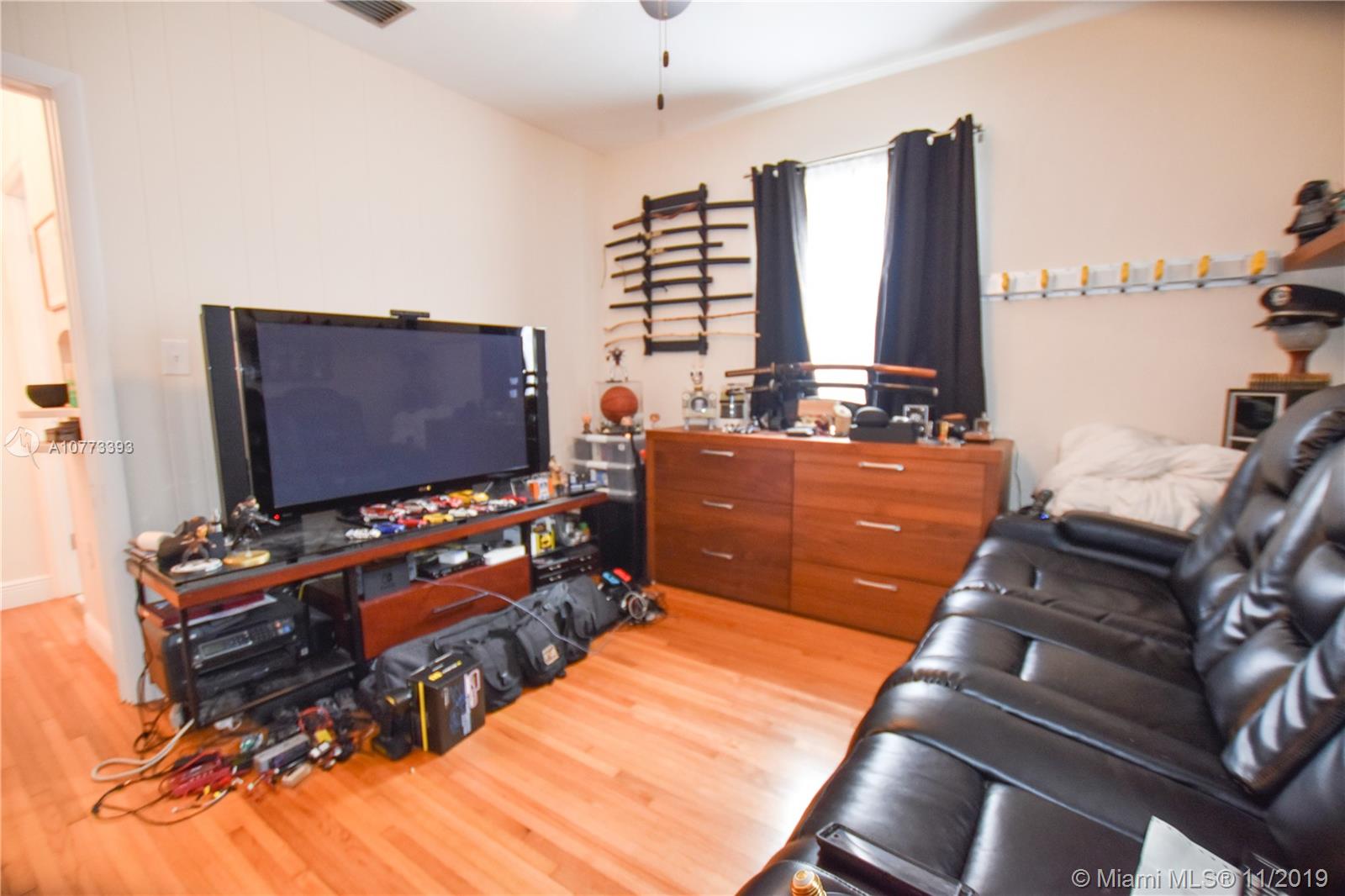 351 Southwest 29th Road Miami, FL 33129 - Photo 10 of 17