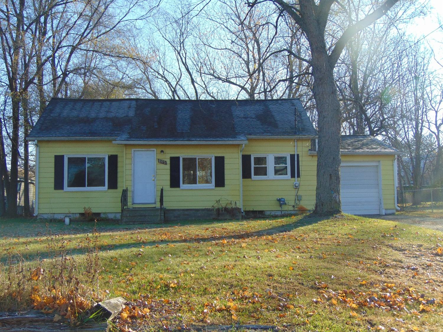 205 Ridgeway Road Jackson, MI 49201 - Photo 1 of 22 Photo 1