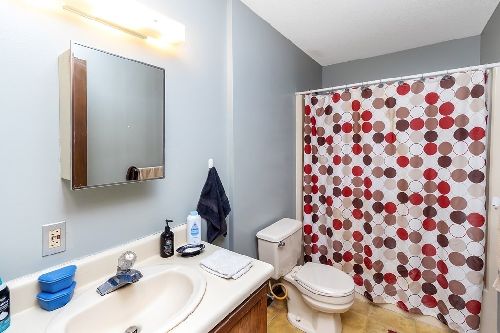 15-17 Piper Road West Springfield, MA 01089 - Photo 30 of 41