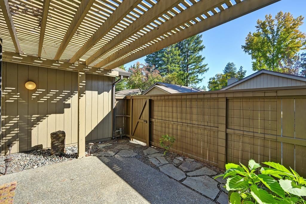 224 East Ranch Road Sacramento, CA 95825 - Photo 51 of 65