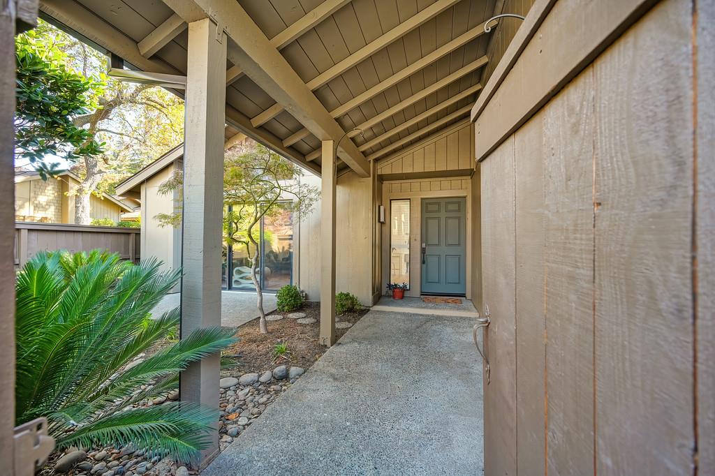 224 East Ranch Road Sacramento, CA 95825 - Photo 6 of 65