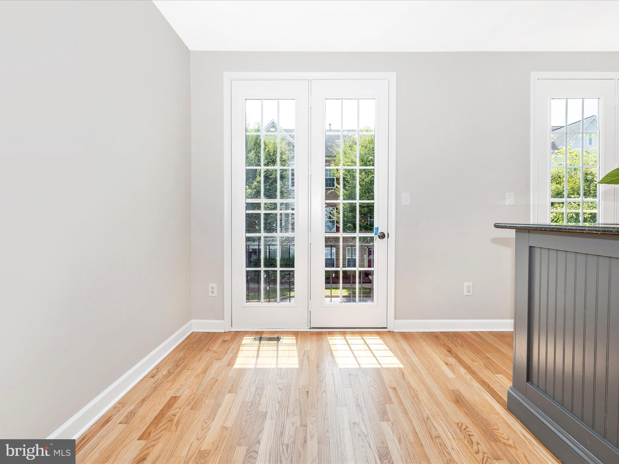 8828 Lew Wallace Road Frederick, MD 21704 - Photo 23 of 56 Breakfast Area