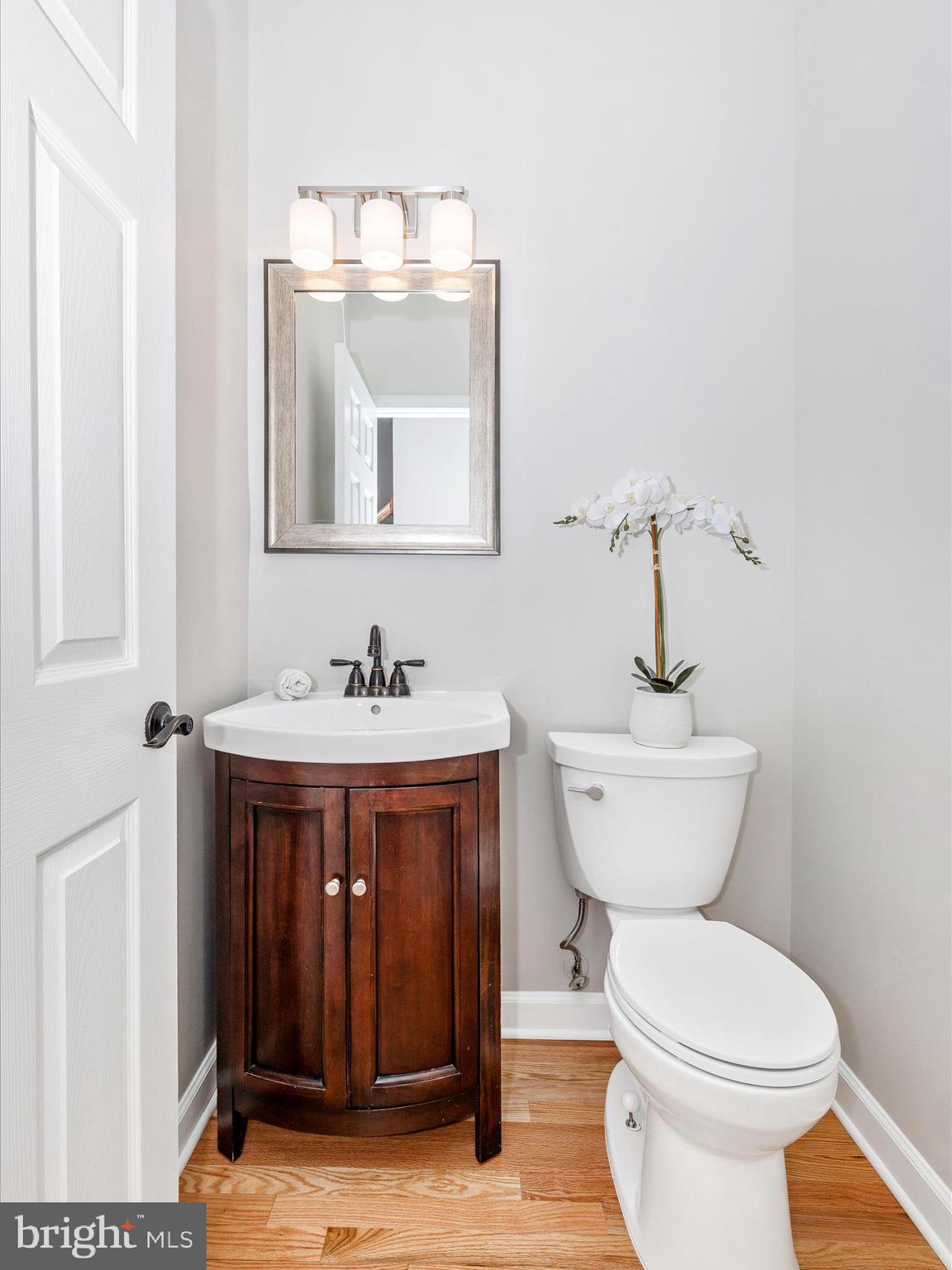 8828 Lew Wallace Road Frederick, MD 21704 - Photo 24 of 56 Powder Room