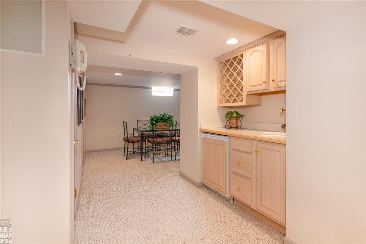 79 Hawthorne Road Grosse Pointe, MI 48236 - Photo 21 of 27 31346427-20.JPG