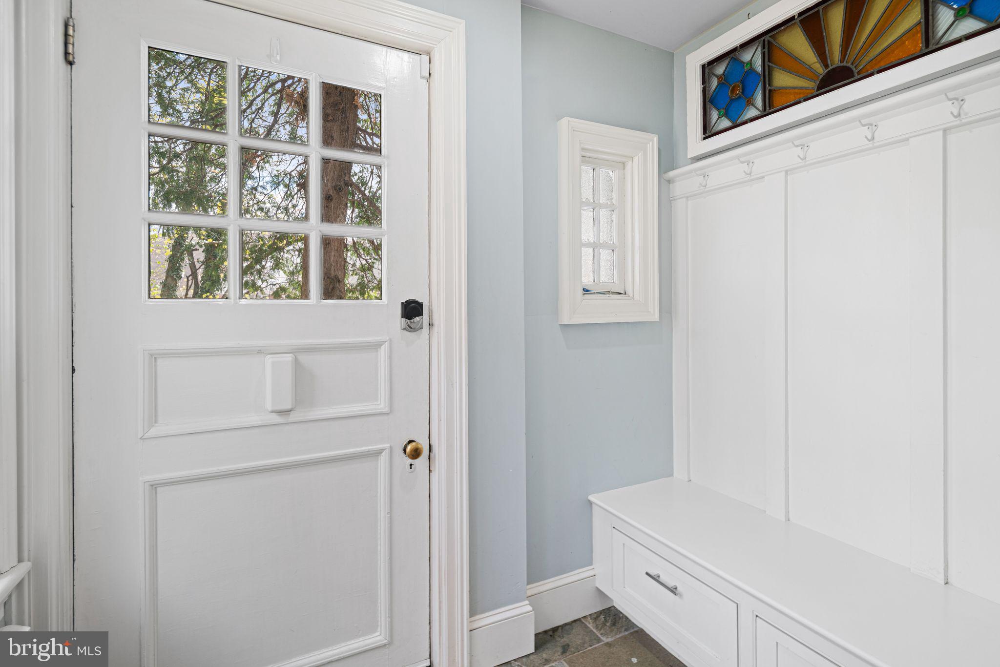 721 Rugby Road Bryn Mawr, PA 19010 - Photo 13 of 38 a bathroom with a bathtub and window
