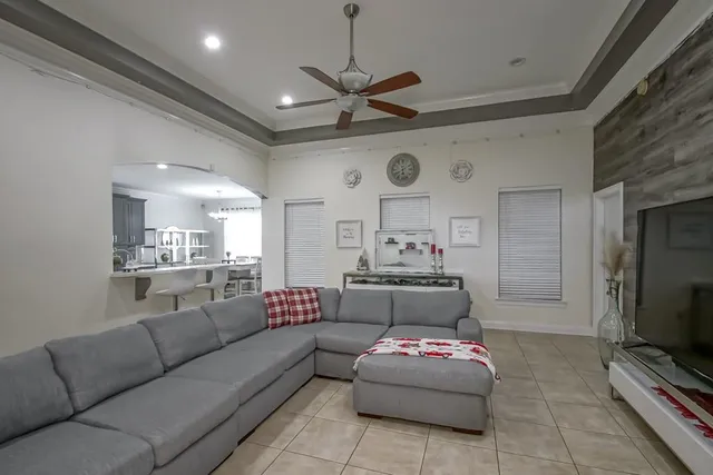 $385,000 | 2135 Deerfield Road, Terrytown, LA 70056