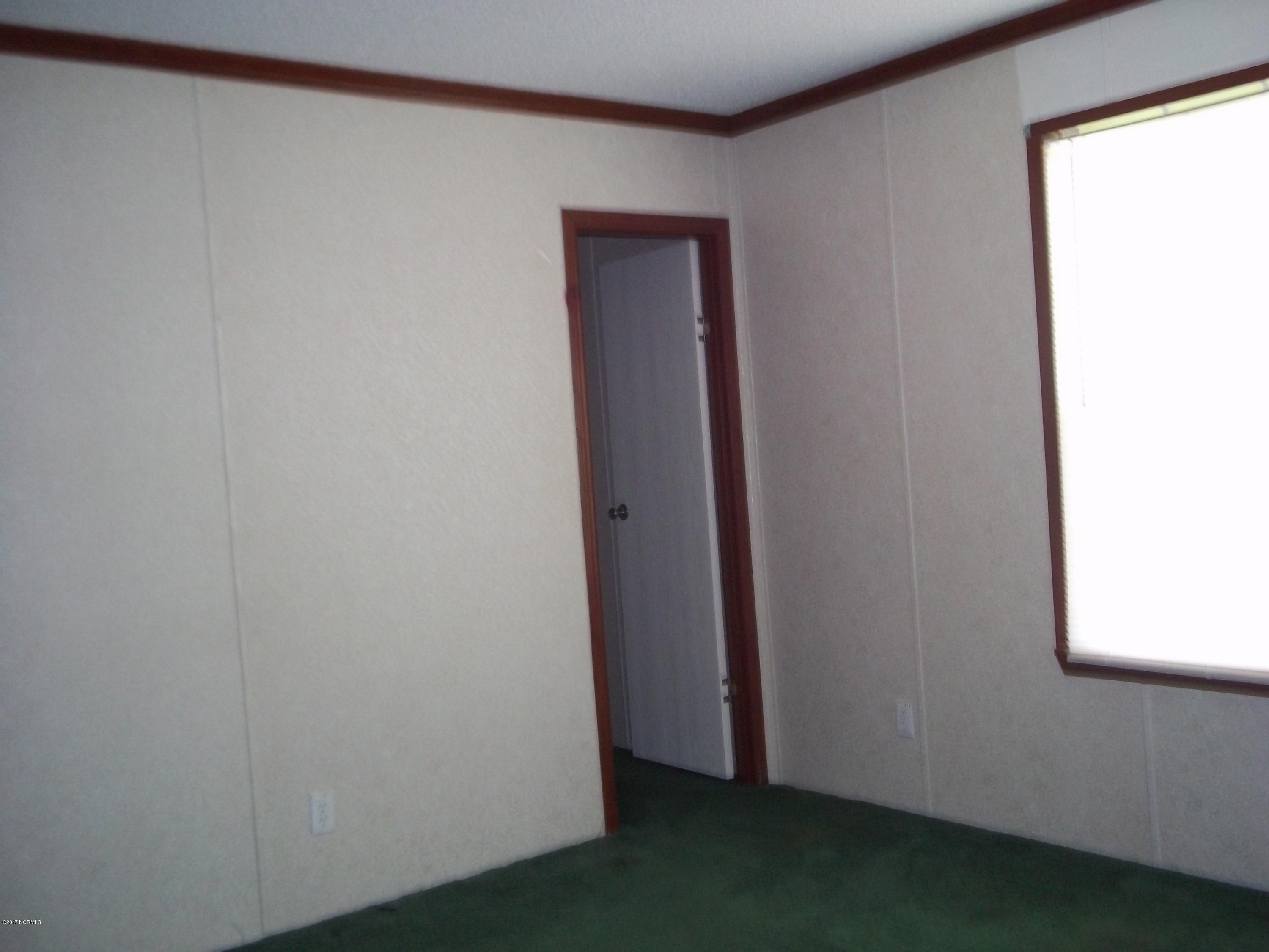 12331 Bellamy Mill Road Whitakers, NC 27891 - Photo 10 of 14 100_1080