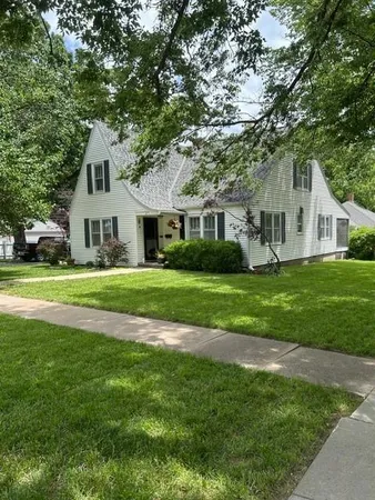 $269,500 | 217 South 5th Street, Burlington, KS 66839