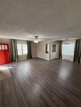 $269,500 | 217 South 5th Street, Burlington, KS 66839