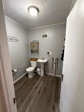 $269,500 | 217 South 5th Street, Burlington, KS 66839