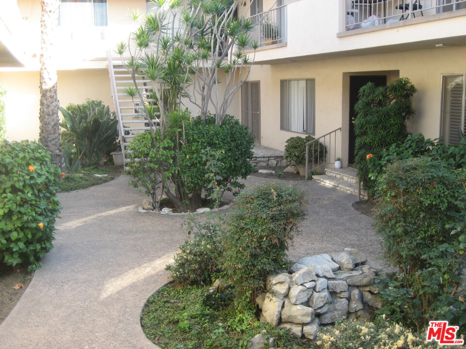 840 Cedar Avenue, Unit 20 Long Beach, CA 90813 - Photo 1 of 19