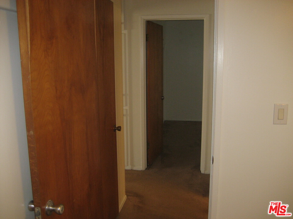 840 Cedar Avenue, Unit 20 Long Beach, CA 90813 - Photo 15 of 19