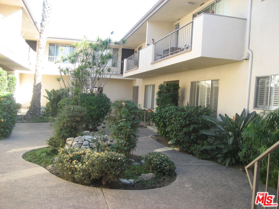 840 Cedar Avenue, Unit 20 Long Beach, CA 90813 - Photo 3 of 19