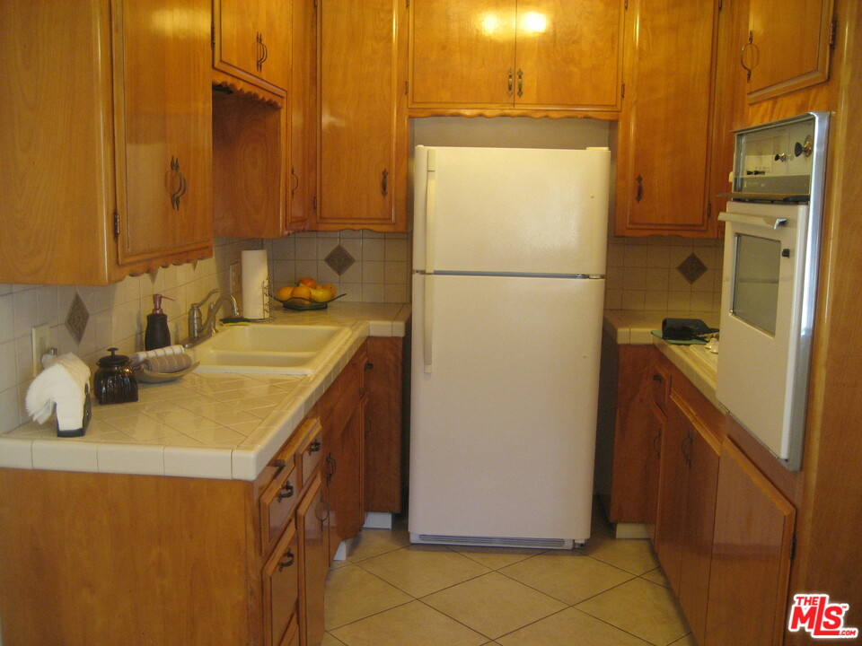 840 Cedar Avenue, Unit 20 Long Beach, CA 90813 - Photo 4 of 19