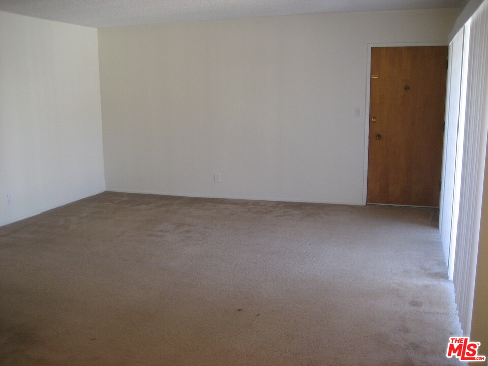 840 Cedar Avenue, Unit 20 Long Beach, CA 90813 - Photo 8 of 19