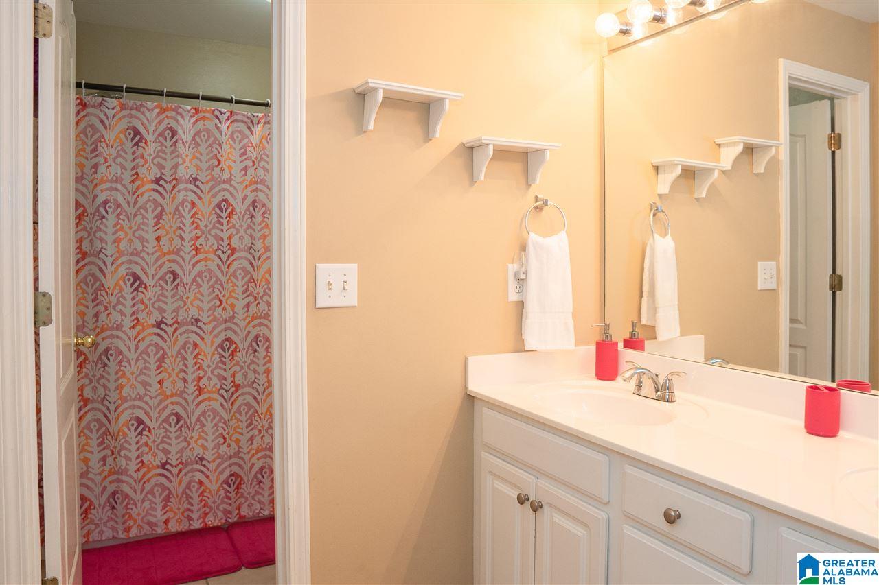 1804 Sandy Ridge Circle Hoover, AL 35244 - Photo 24 of 41