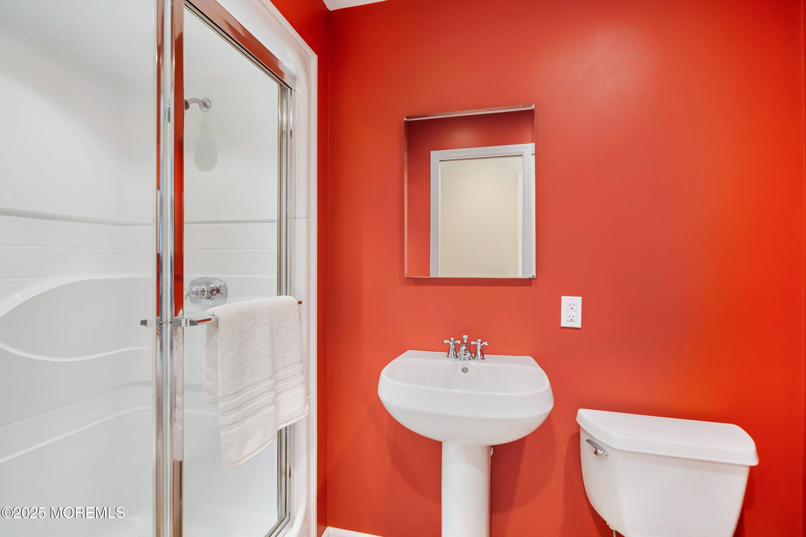 241 Pelican Road Middletown, NJ 07748 - Photo 39 of 59 44-Bath 3