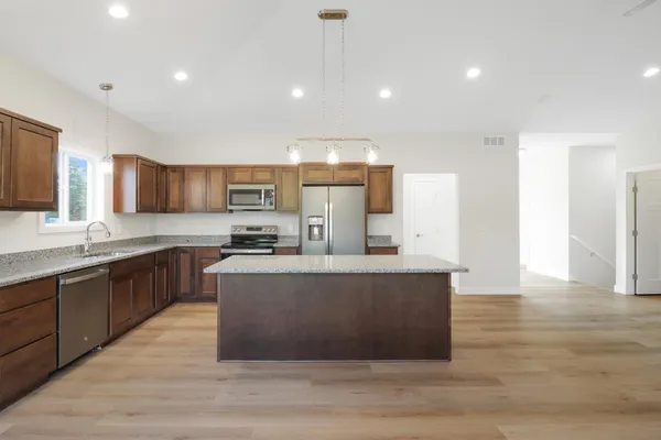 $379,000 | 31079 Magnolia Ridge Way, Lindstrom, MN 55045