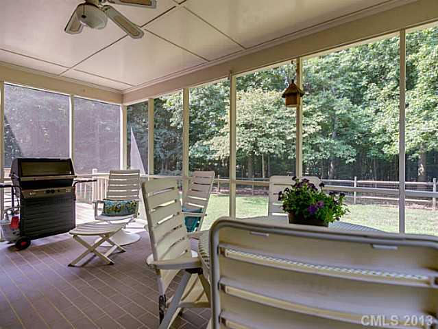 2922 Cross Country Road Charlotte, NC 28270 - Photo 14 of 16 Gallery Image 14