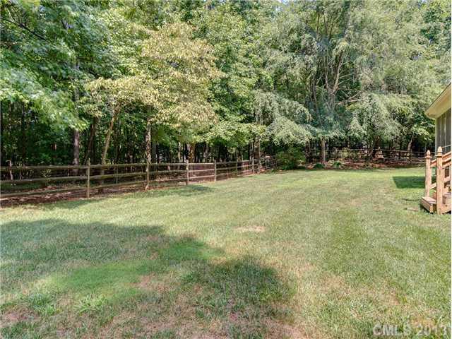 2922 Cross Country Road Charlotte, NC 28270 - Photo 16 of 16 Gallery Image 16