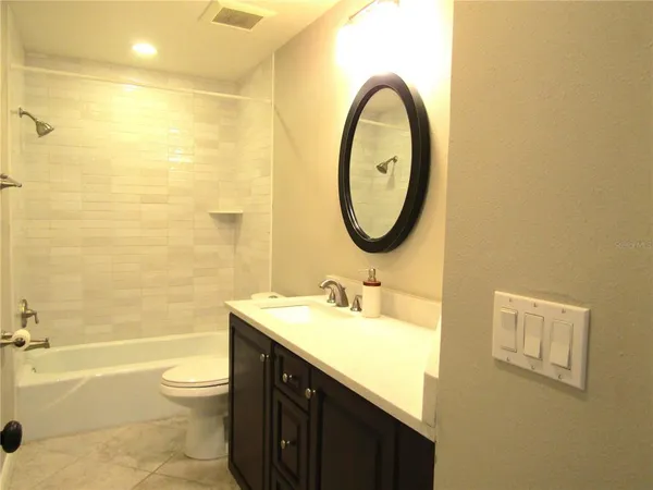 $2,800 | 4349 Woodmans Chart, Unit 166, Sarasota, FL 34235
