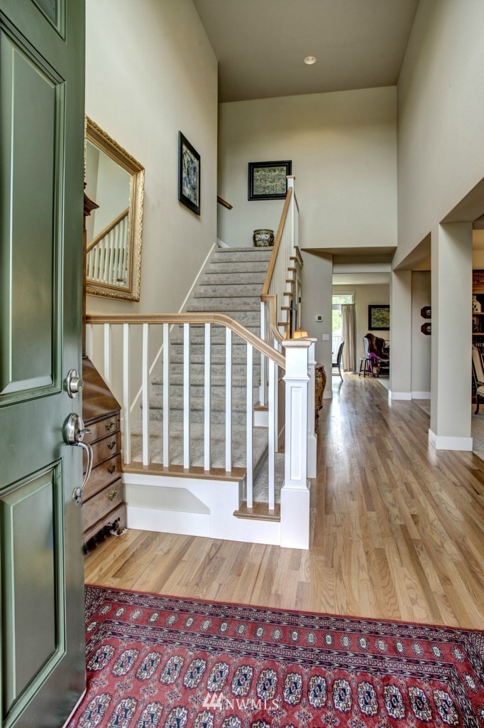 3930 184th Place Southeast Bothell, WA 98012 - Photo 2 of 25