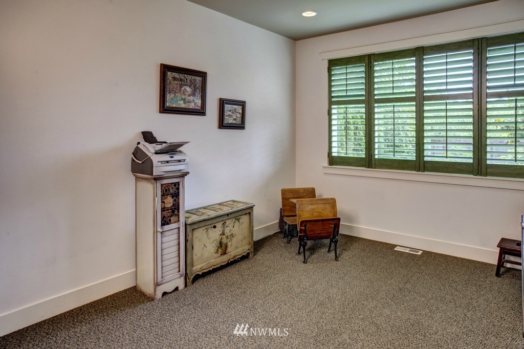 3930 184th Place Southeast Bothell, WA 98012 - Photo 12 of 25