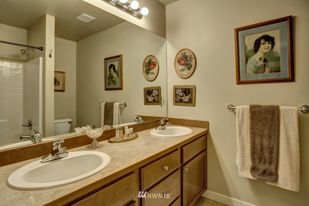 3930 184th Place Southeast Bothell, WA 98012 - Photo 20 of 25