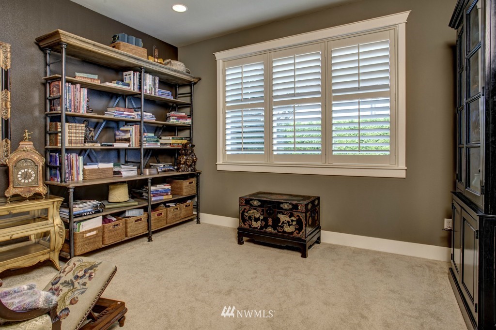 3930 184th Place Southeast Bothell, WA 98012 - Photo 5 of 25