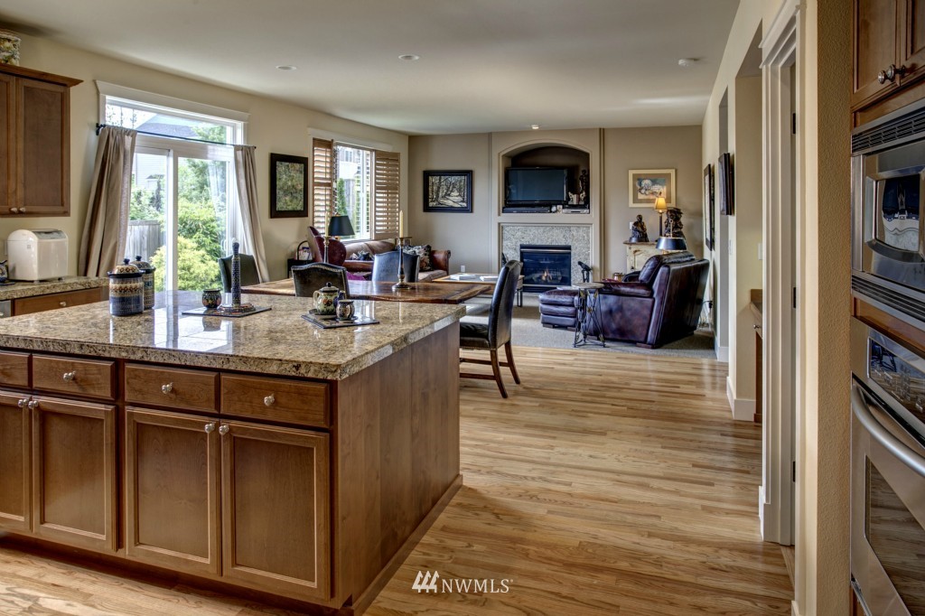 3930 184th Place Southeast Bothell, WA 98012 - Photo 9 of 25