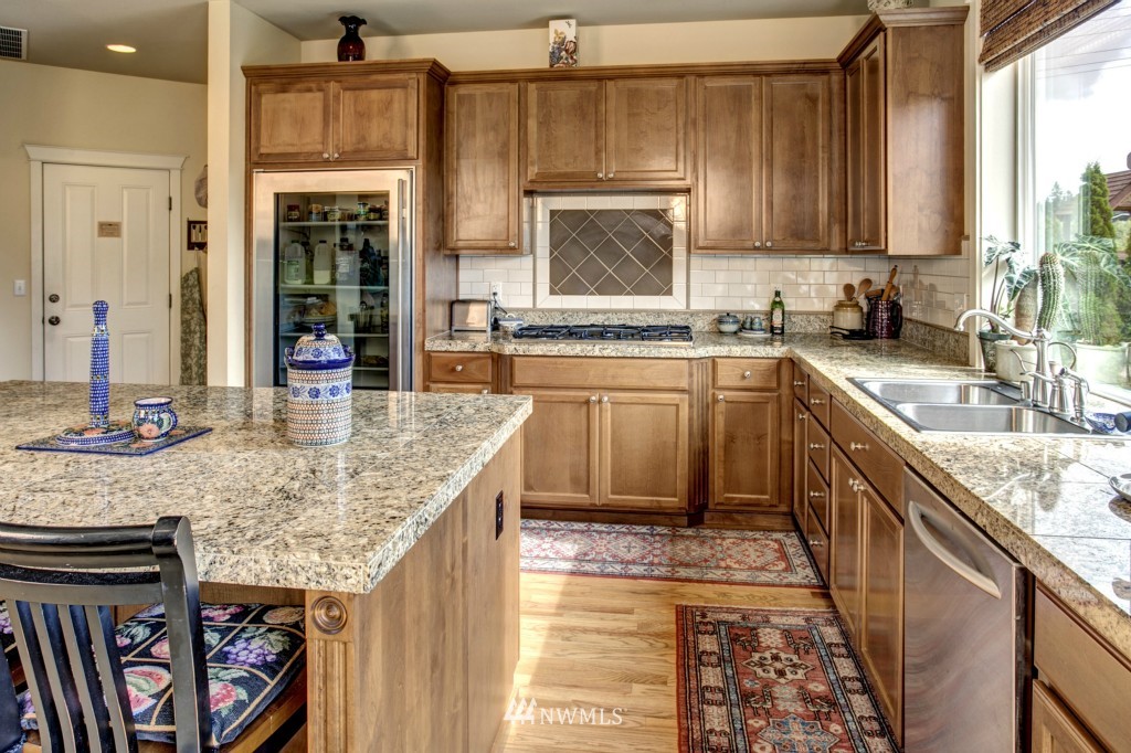 3930 184th Place Southeast Bothell, WA 98012 - Photo 10 of 25