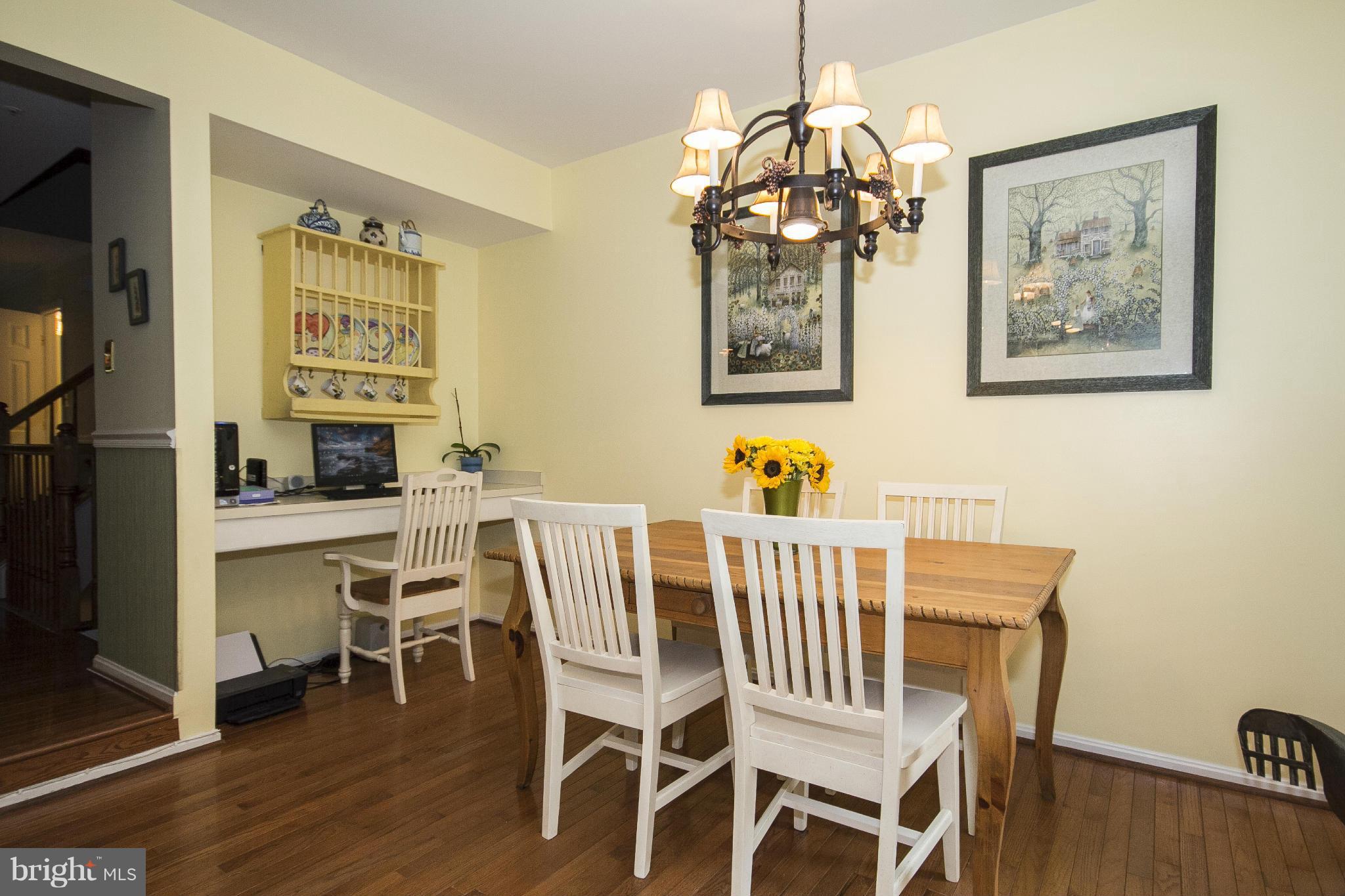 5243 Downing Road Baltimore, MD 21212 - Photo 14 of 30 Eat in Kitchen w/built in desk