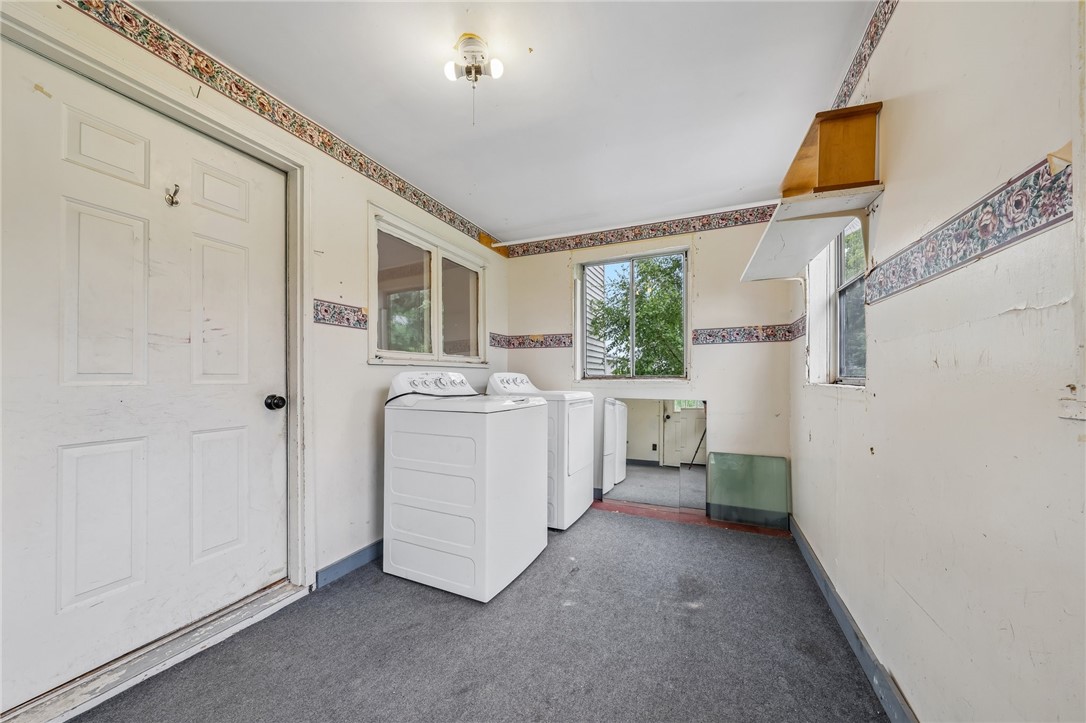 6328 Warboys Road Byron, NY 14422 - Photo 21 of 31 Mudroom with 1st Floor Laundry