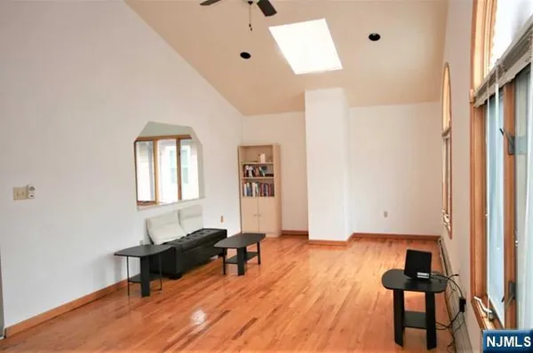 $3,450 | 31 Marion Avenue, Unit 2, Cliffside Park, NJ 07010