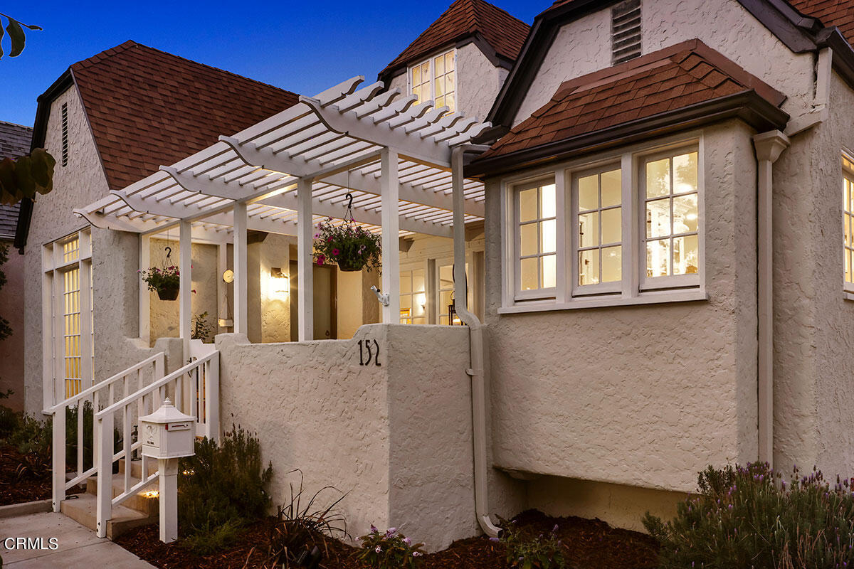 152 Annandale Road Pasadena, CA 91105 - Photo 3 of 42 702A5791