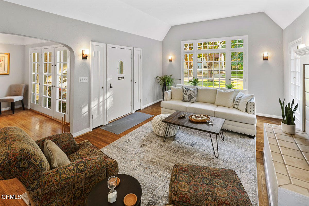 152 Annandale Road Pasadena, CA 91105 - Photo 7 of 42 702A5660