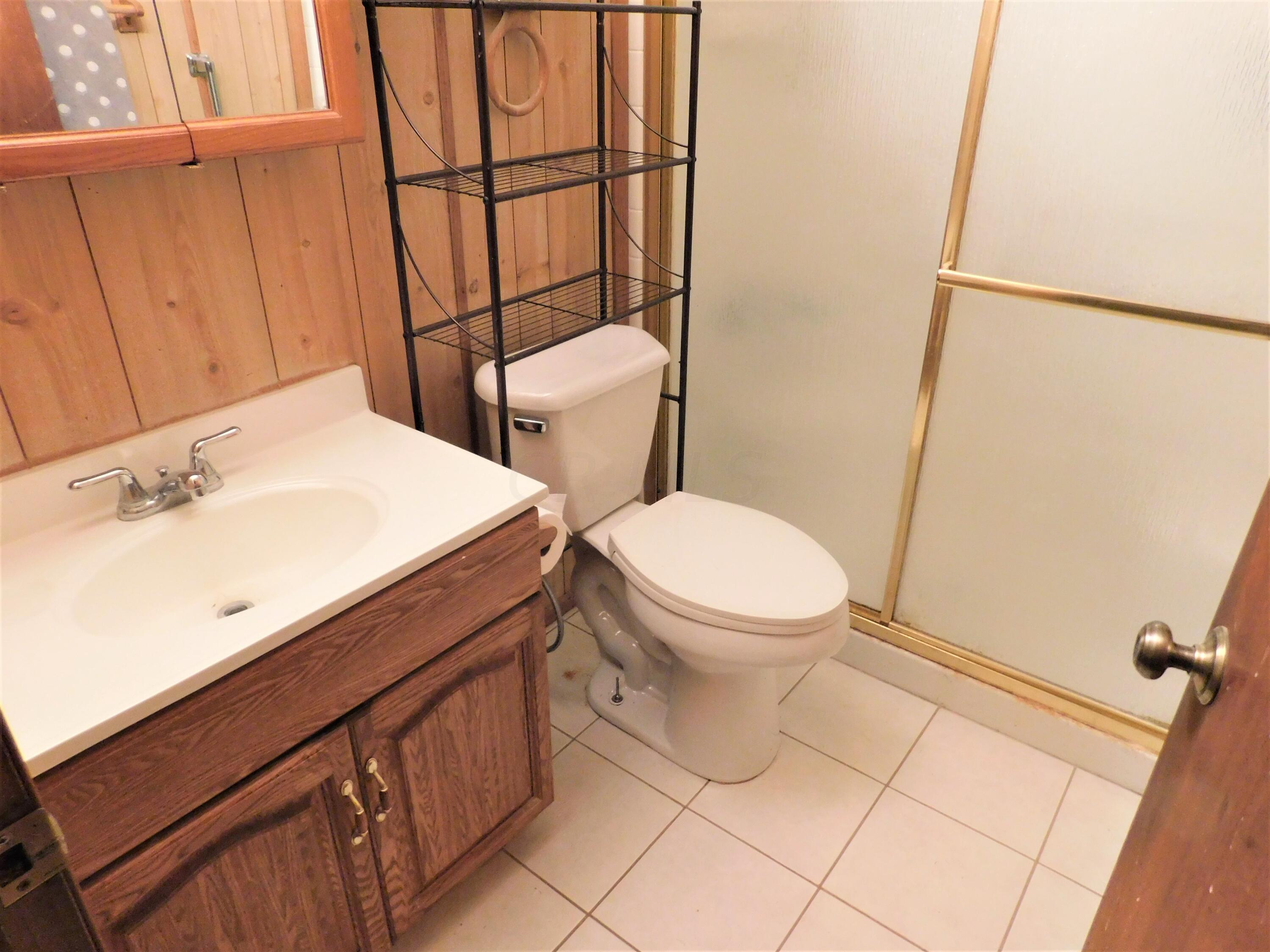 6166 State Rte 61 Sunbury, OH 43074 - Photo 10 of 30 Full Hall Bath