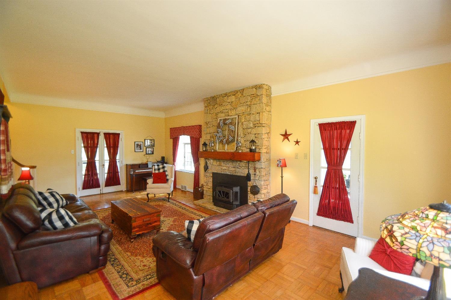 5970 Oakridge Road Hamilton, OH 45011 - Photo 10 of 46 Gallery Image 10