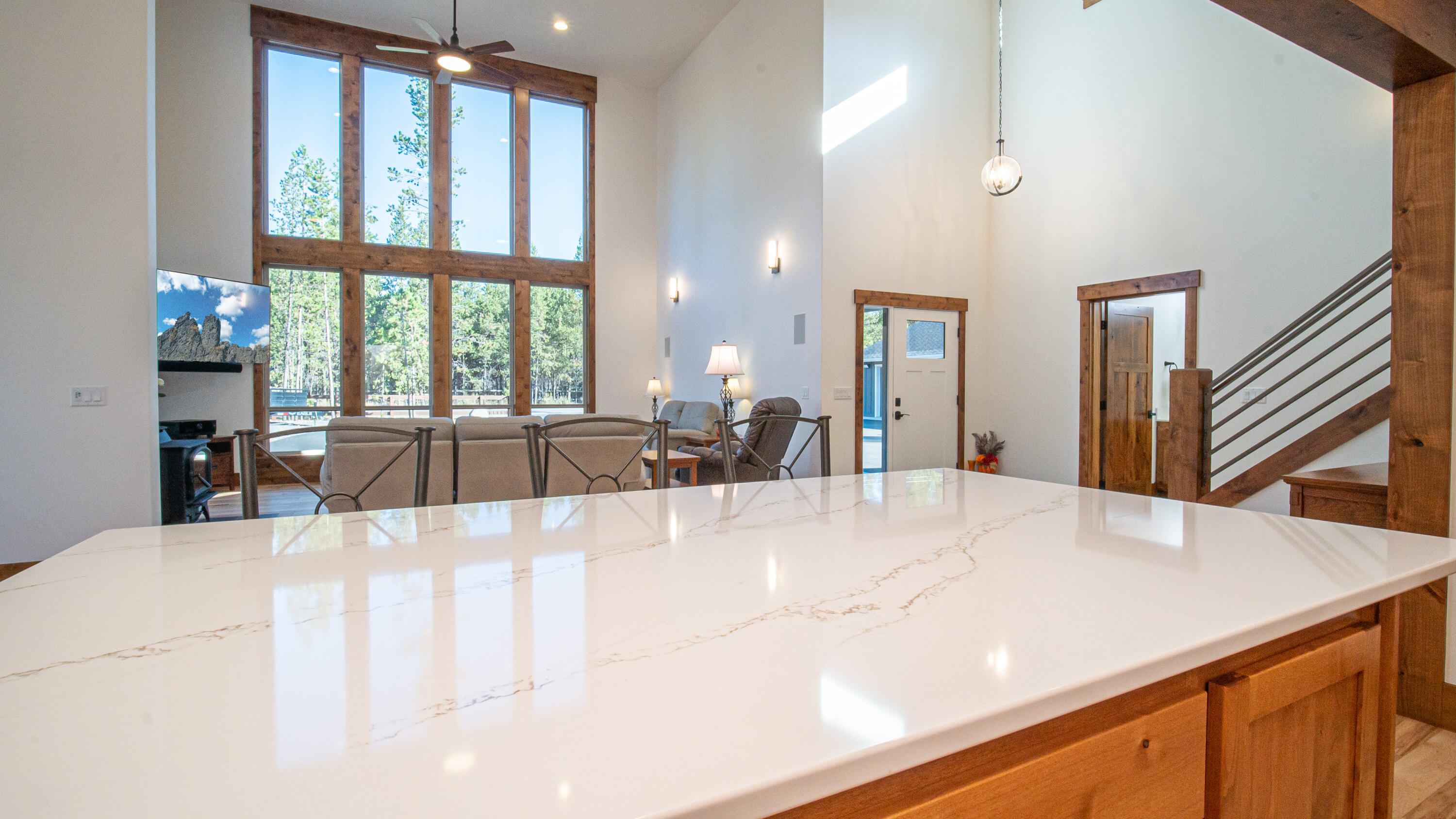 17201 Bakersfield Road Bend, OR 97707 - Photo 12 of 57 Large kitchen island great for entertaining
